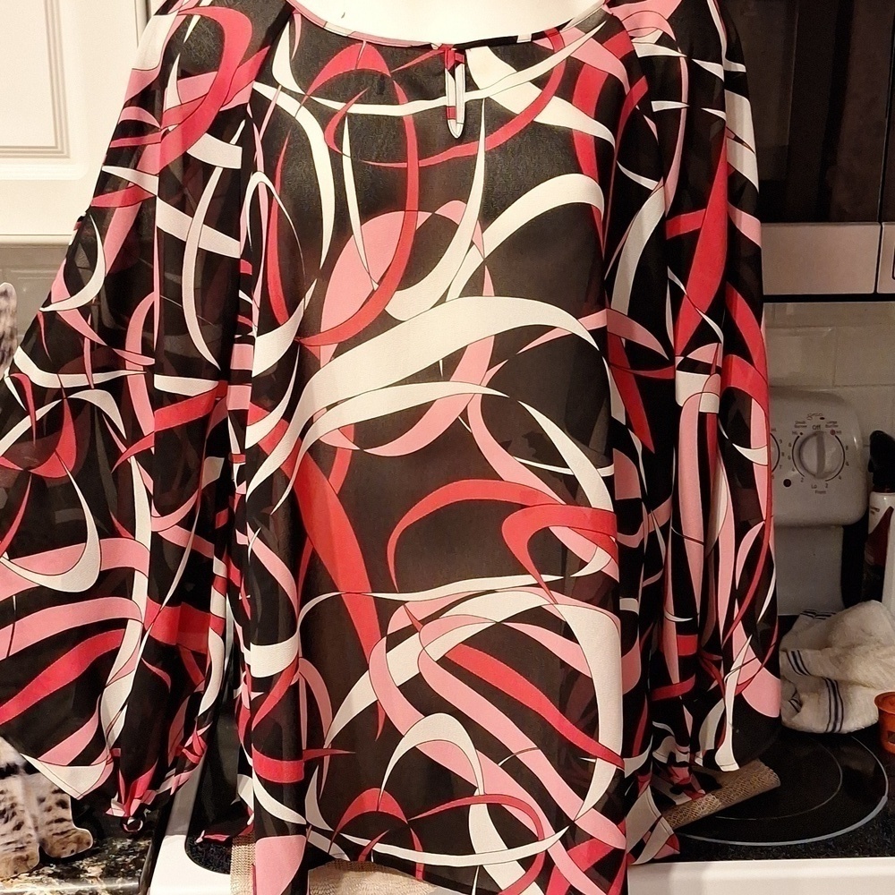 E womens Dressbarn 3/4 fancy sleeve plus size top 22/24